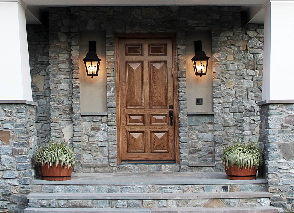 Traditional Wall Light in Home Entrance