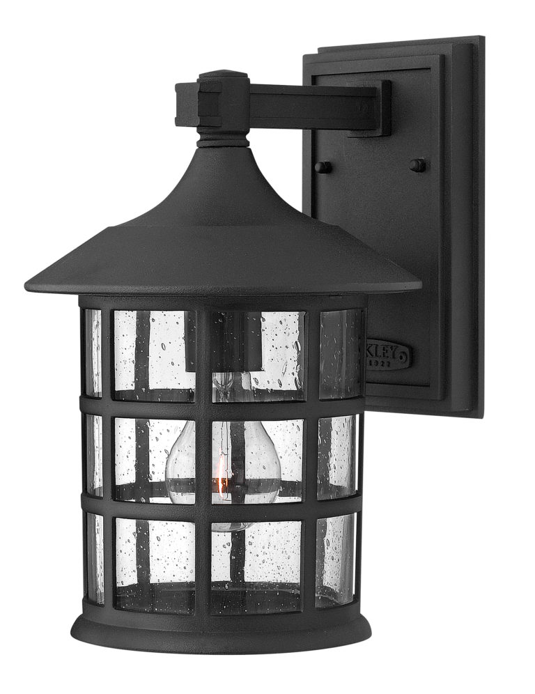 The Best Color Temperature for Outdoor Lighting?