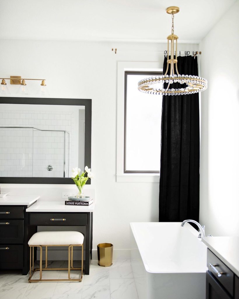 Louis Vuitton Shower Curtain Bathroom Set New 2022