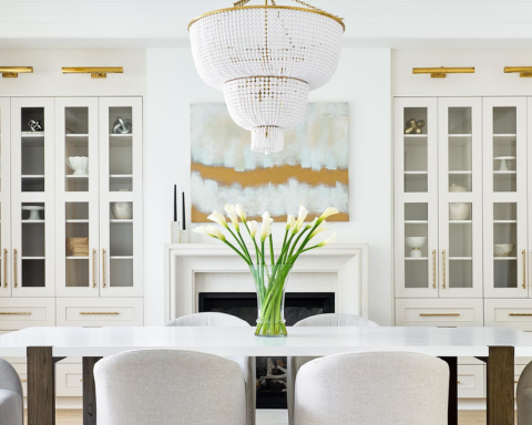 Chandeliers that Bridge Traditional and Contemporary Styles