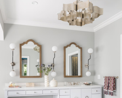 How To Mix and Match Light Fixtures In Your Bathroom