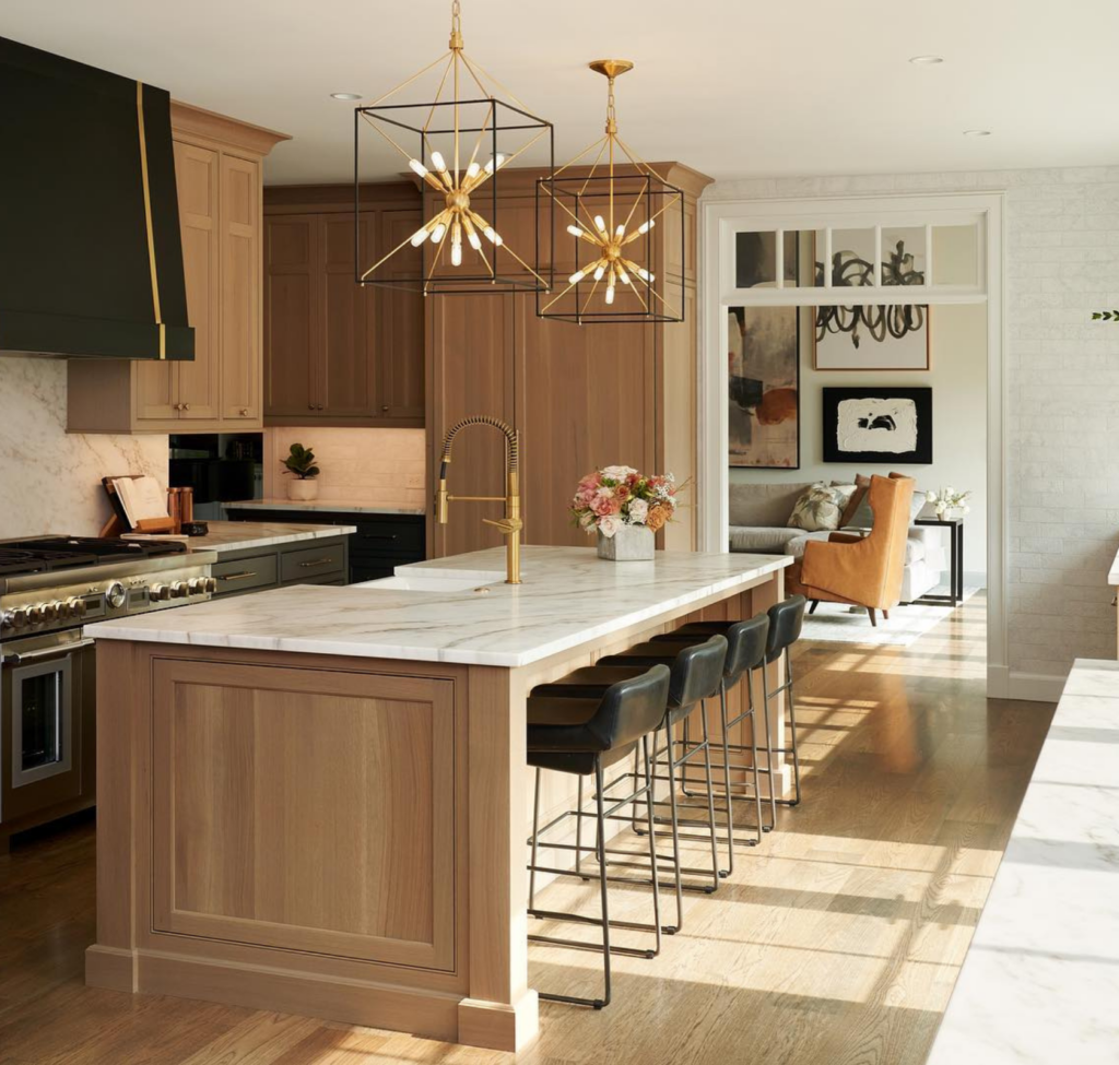A Guide to Hanging Pendants Over Your Kitchen Island